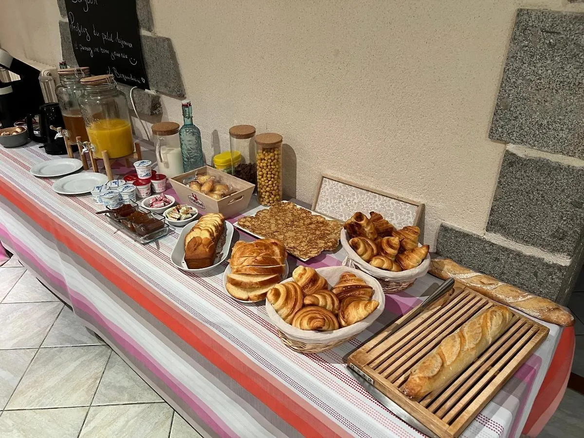 Couette-café Chambres d'hôtes la Bégaudière Dol-de-Bretagne